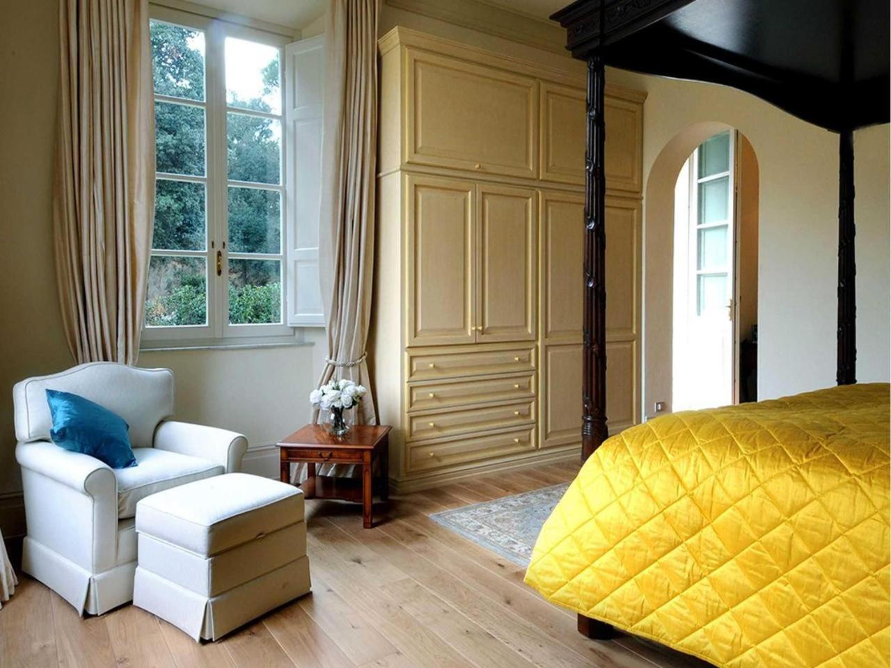 Classic Double Room Balcony,1592874913:JPEG